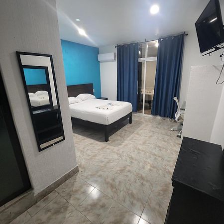 פלאייה דל כרמן Hotel Turquesa מראה חיצוני תמונה