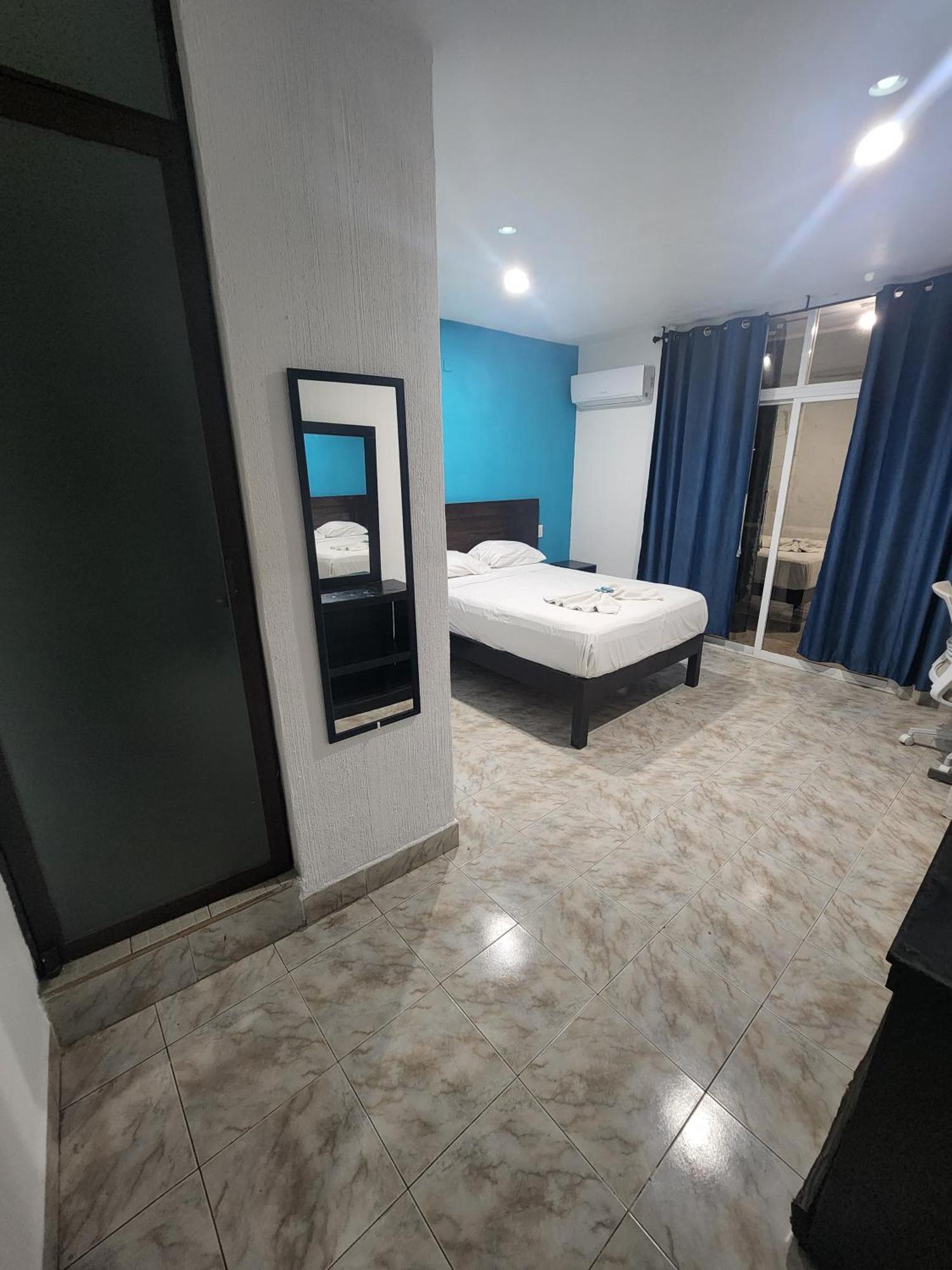 פלאייה דל כרמן Hotel Turquesa מראה חיצוני תמונה