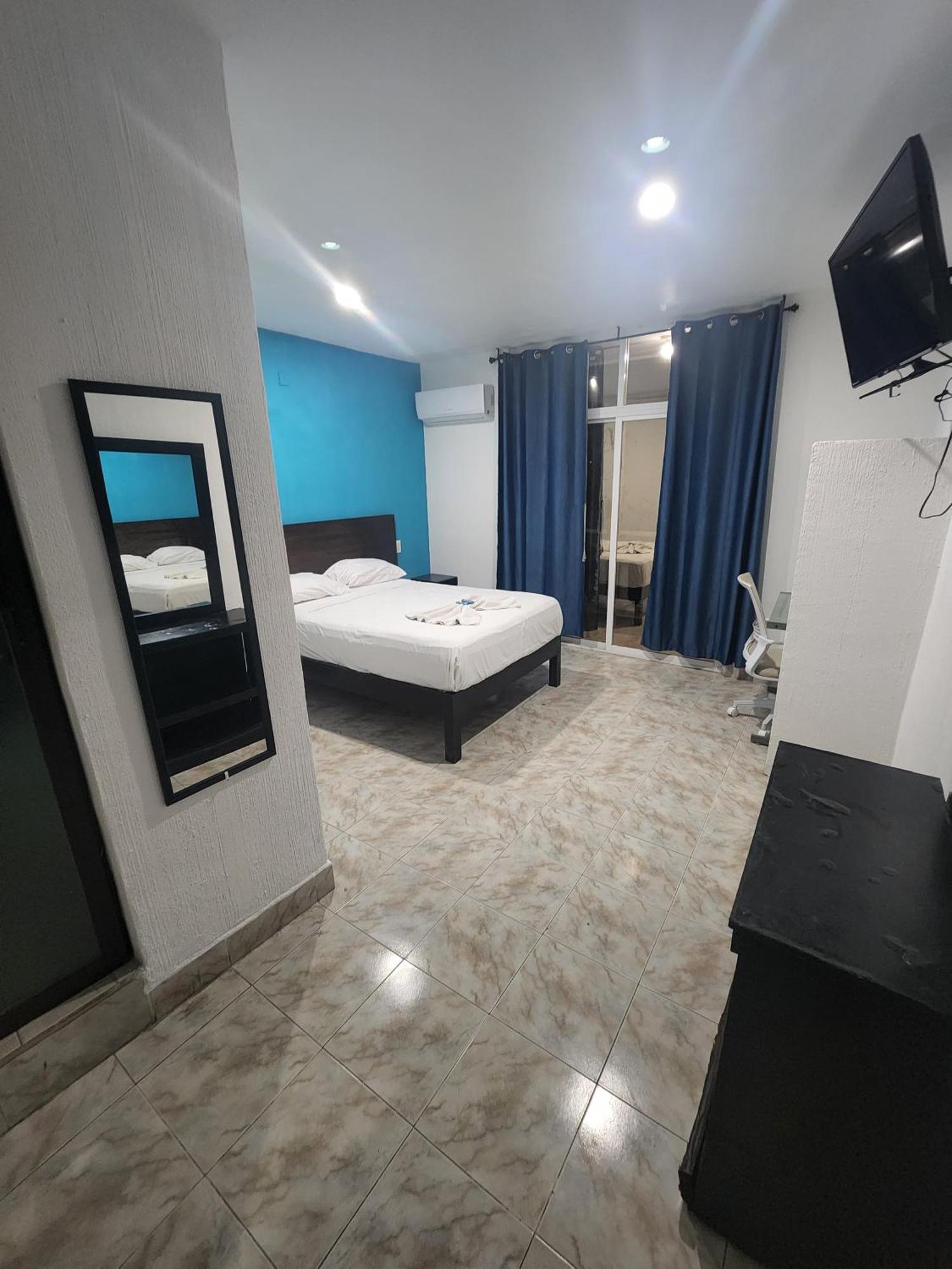 פלאייה דל כרמן Hotel Turquesa מראה חיצוני תמונה